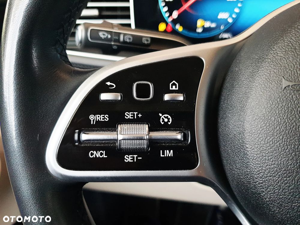 Mercedes-Benz GLE 350 d 4-Matic - 28