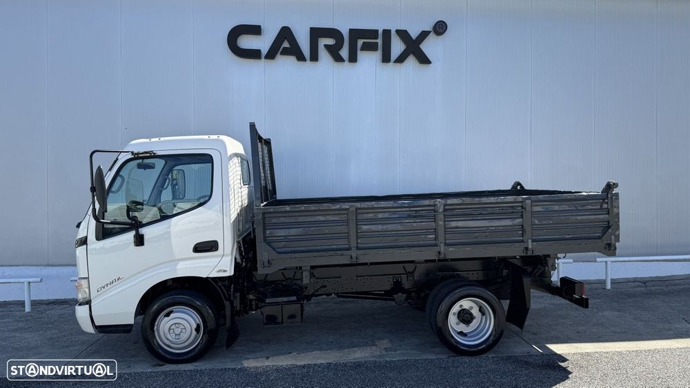 Toyota Dyna 3.0 D-4D Tri-Basculante - 31