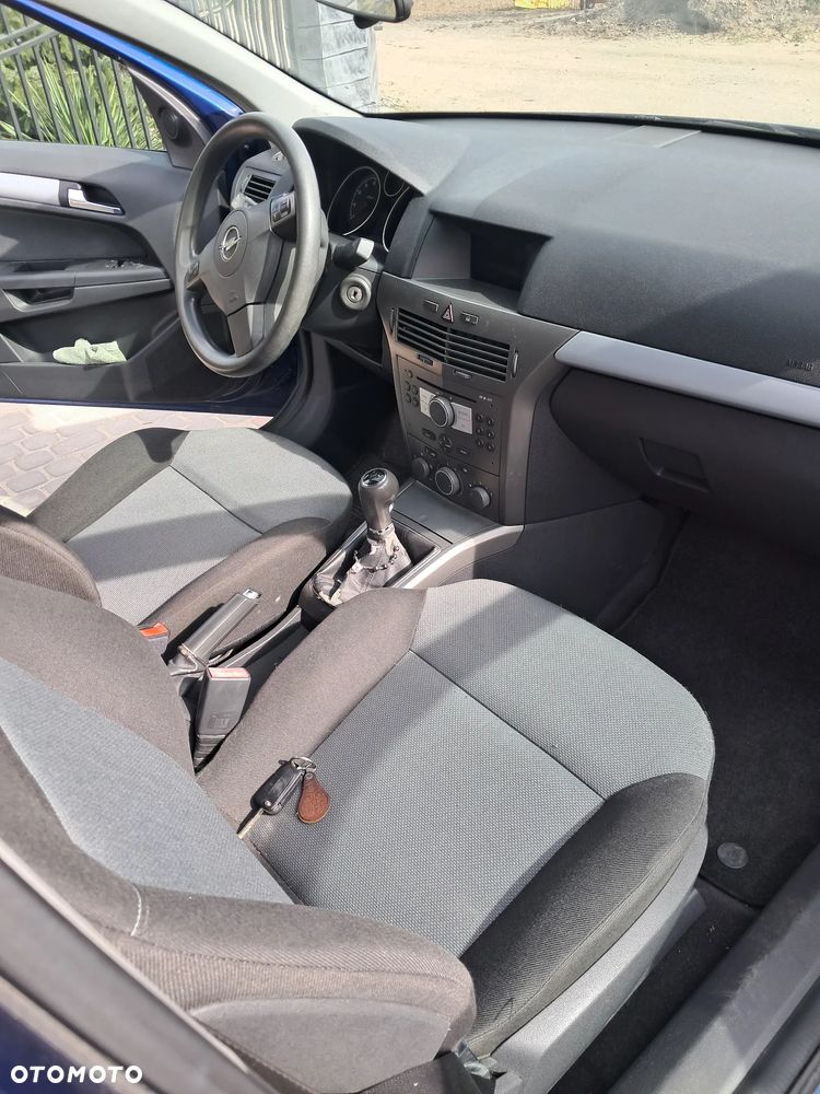 Opel Astra 1.4 - 13