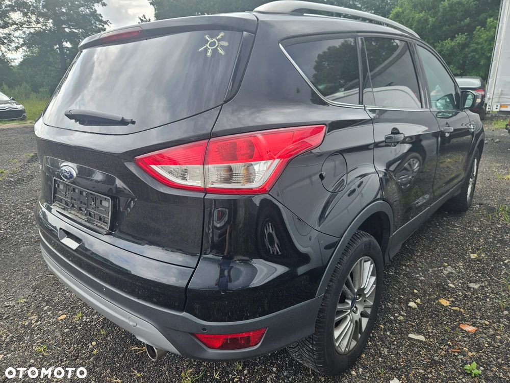 Ford Kuga 2.0 TDCi 4x4 Titanium - 4