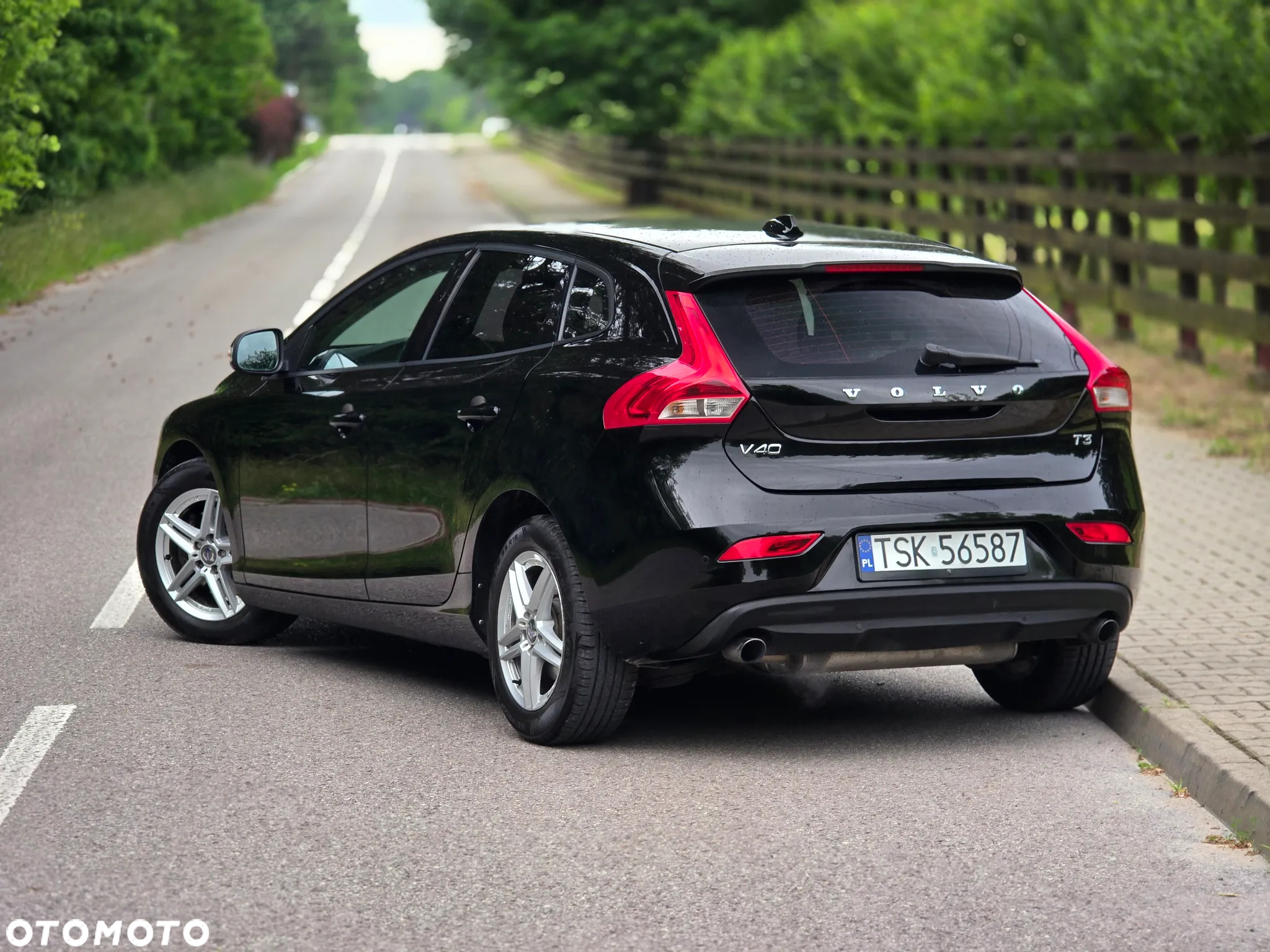 Volvo V40 T3 Momentum - 3