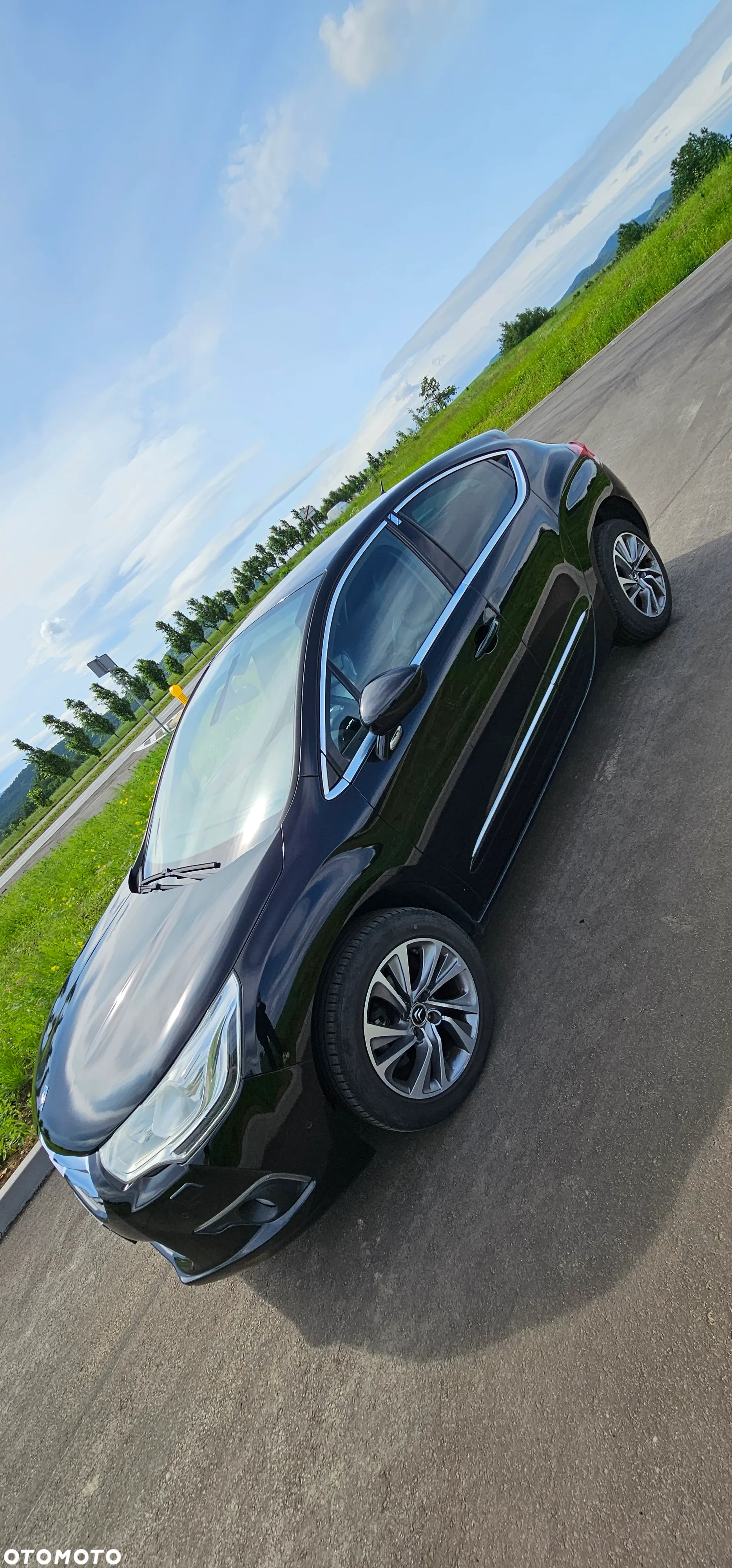 Citroën DS4 1.6 HDi SoChic - 9