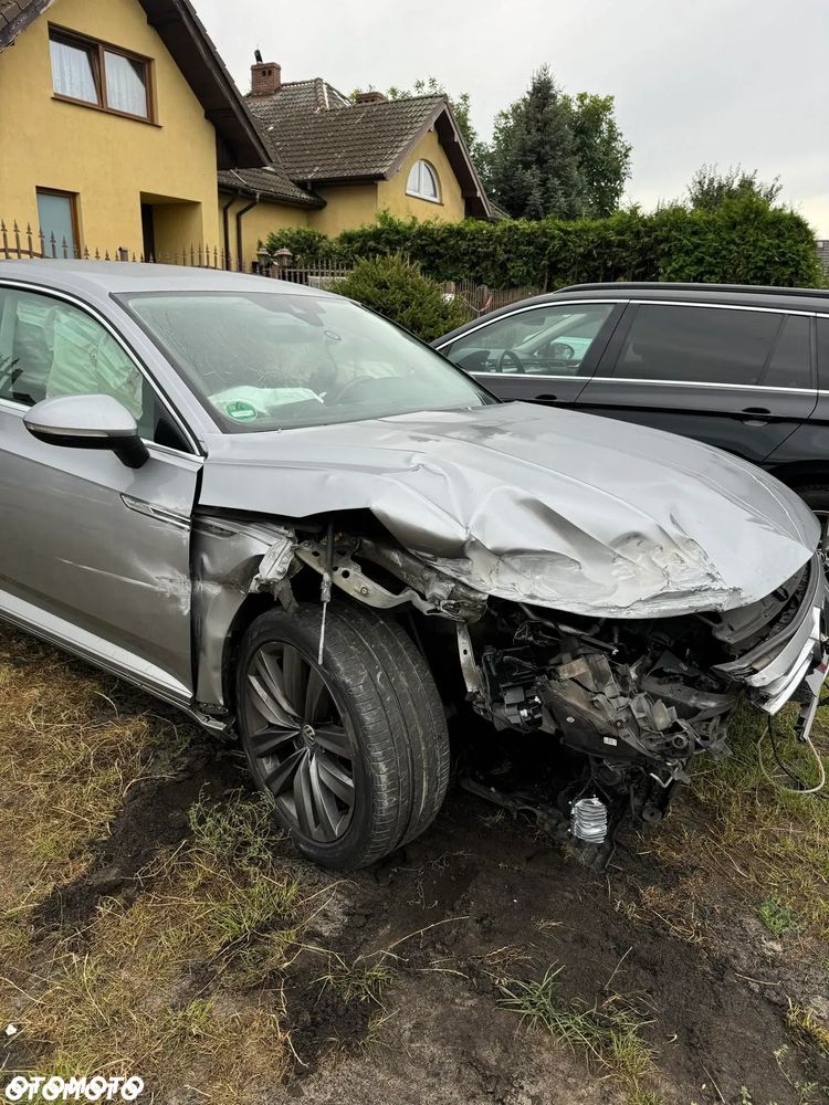 Volkswagen Arteon 2.0 TDI SCR Essence - 14