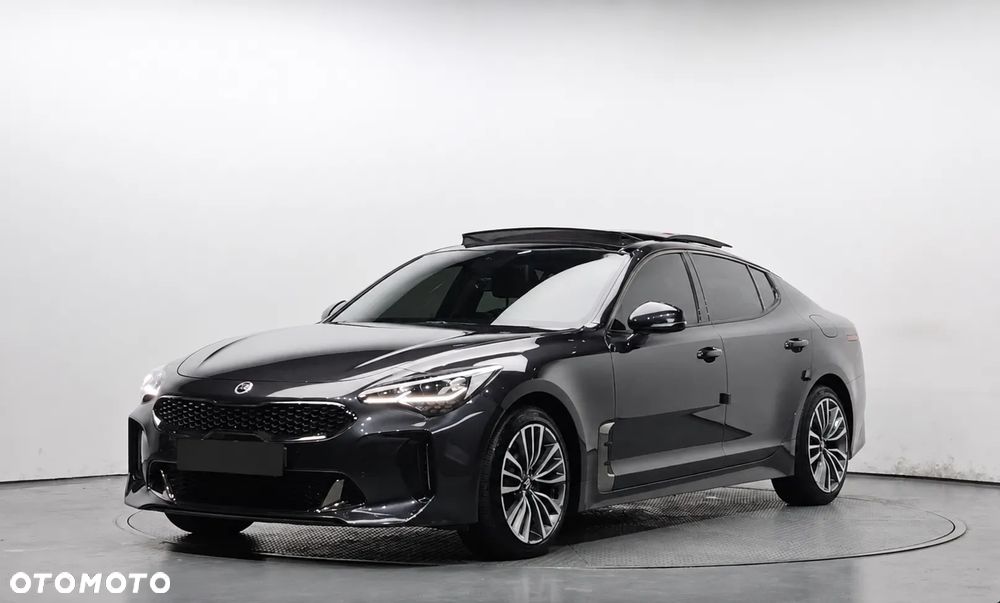 Kia Stinger - 2