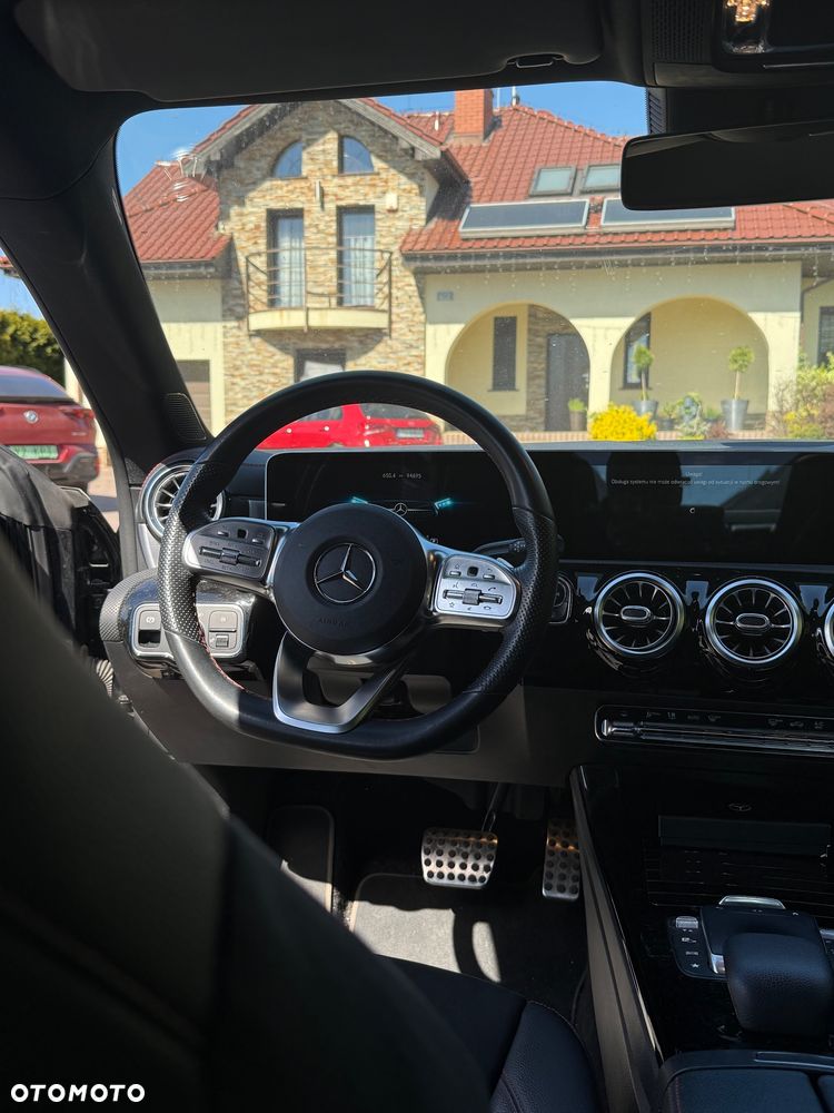 Mercedes-Benz CLA 180 AMG Line 7G-DCT - 16