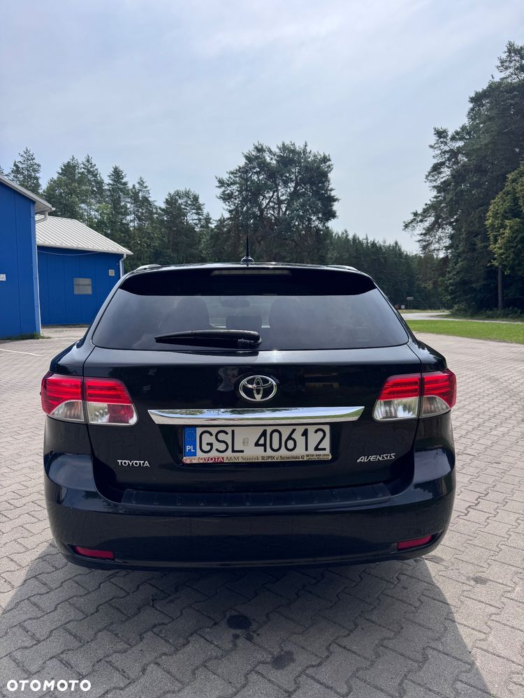 Toyota Avensis 2.0 D-4D Active - 13