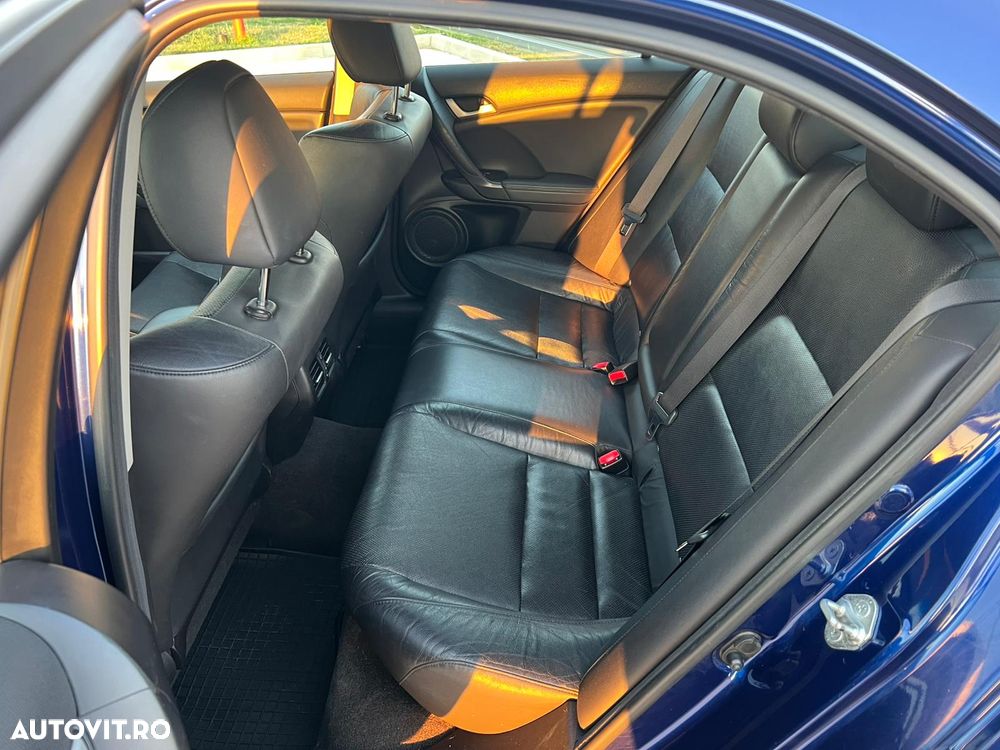 Honda Accord 2.4i Executive - 10