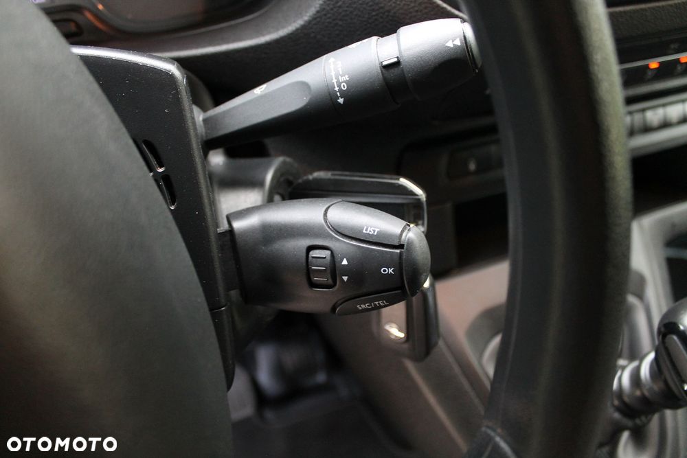 Opel Vivaro - 27