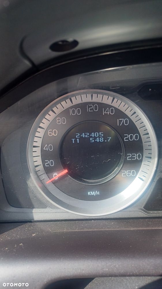 Volvo XC 60 D5 AWD Momentum - 6