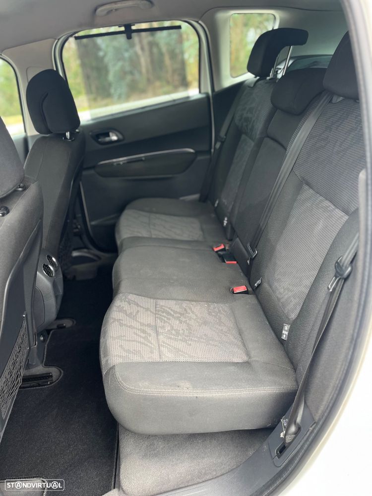 Peugeot 3008 HDi FAP 110 Premium - 17