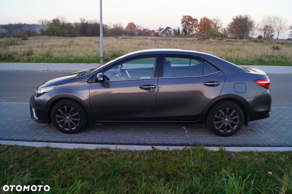 Toyota Corolla 1.6 Premium EU6 - 2