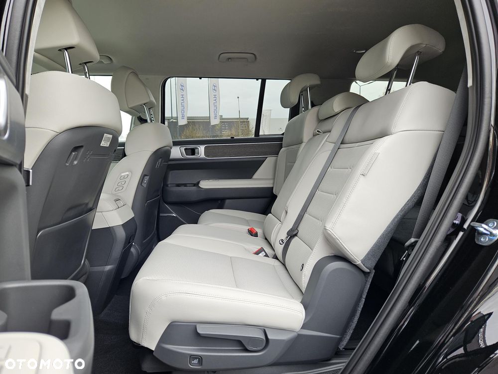 Hyundai Santa Fe 1.6 T-GDI HEV Platinum 4WD 7os - 16
