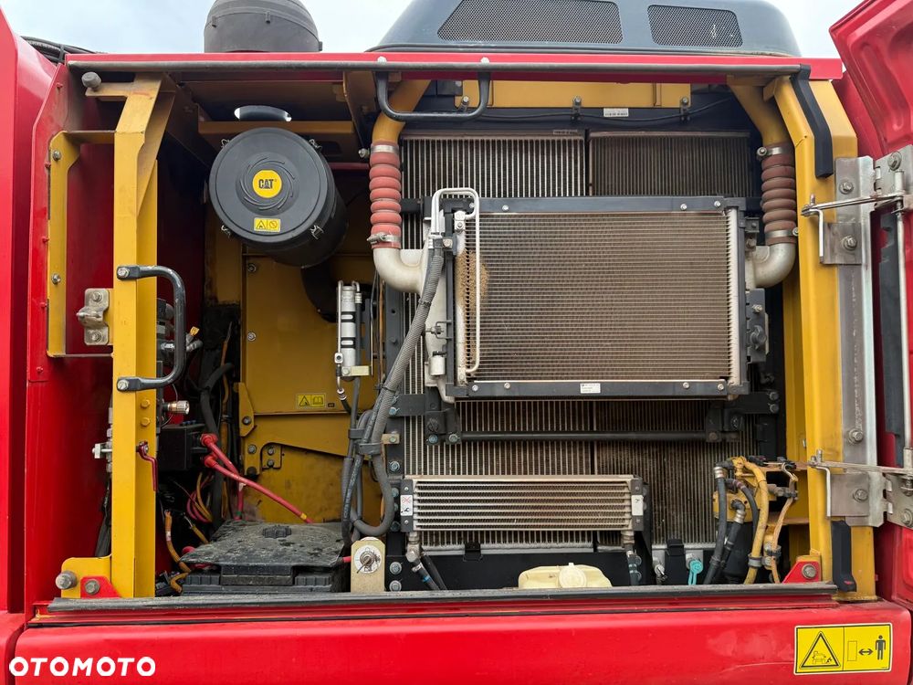 Caterpillar 320E - 29