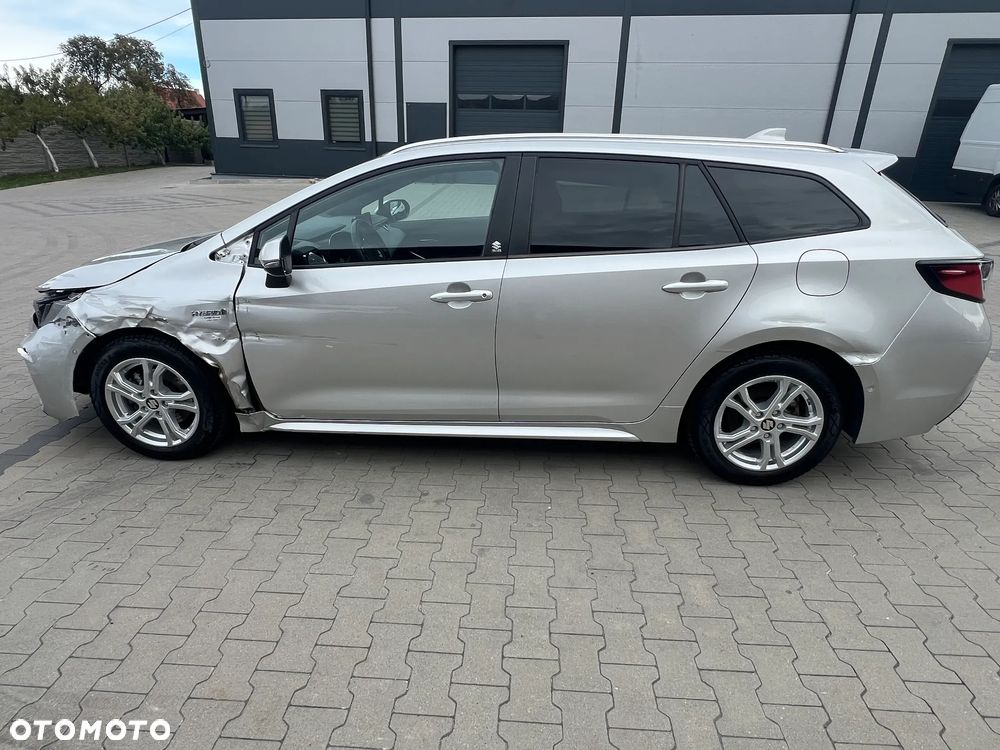 Suzuki Swace 1.8 Hybrid Premium Plus CVT - 6