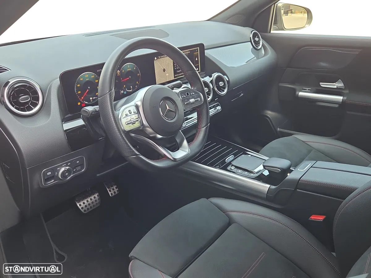 Mercedes-Benz GLA 180 d AMG Line - 10