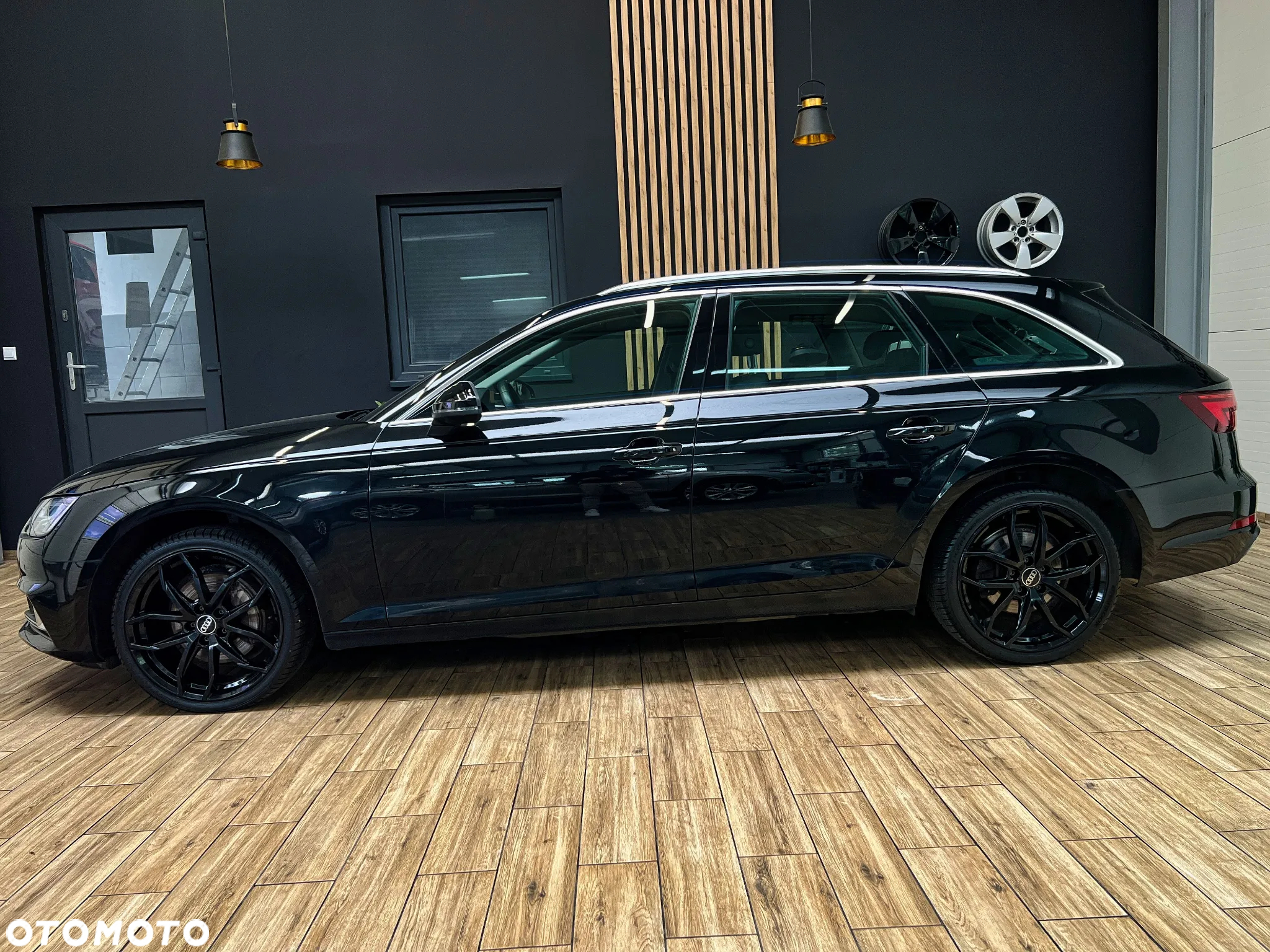 Audi A4 Avant 40 TDI S tronic - 12