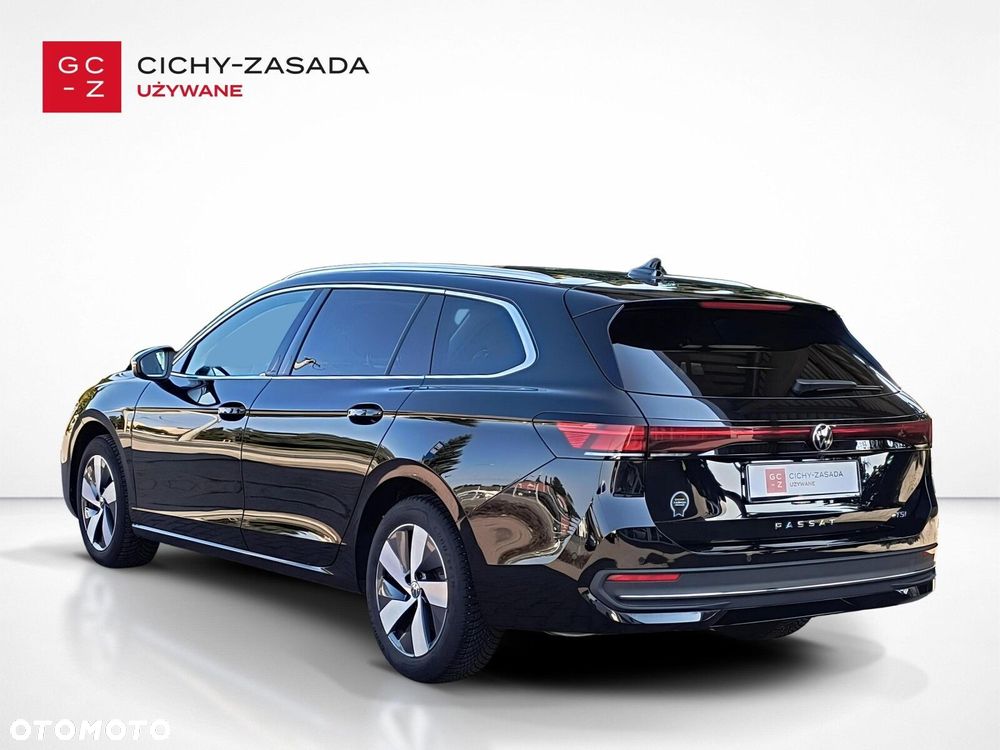 Volkswagen Passat - 3
