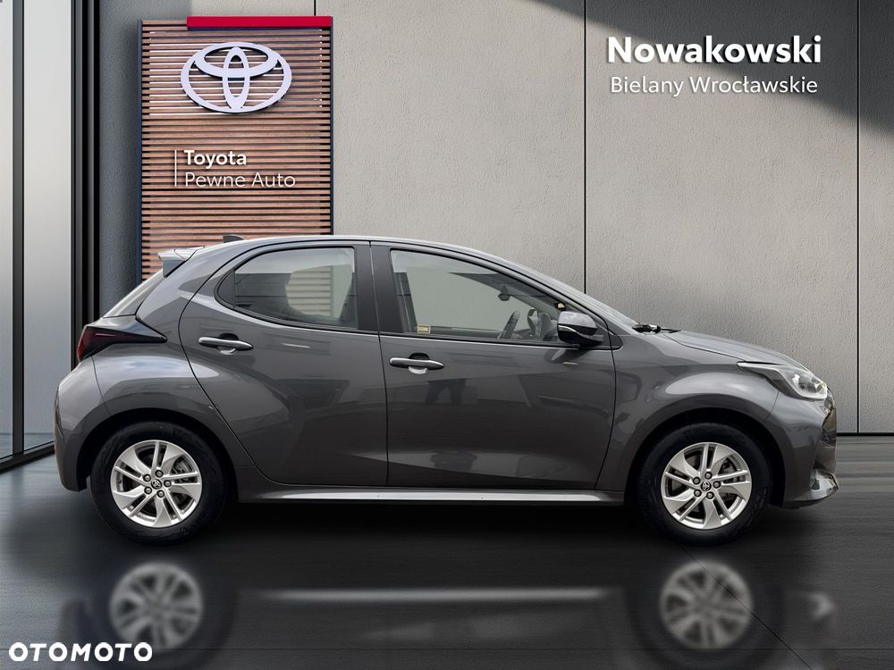 Toyota Yaris - 23
