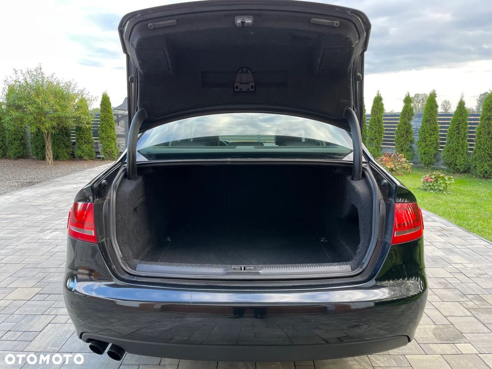 Audi A4 - 40