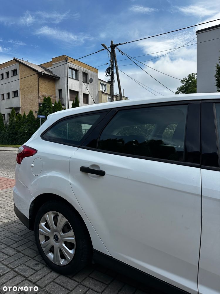 Ford Focus 1.6 TDCi Edition - 4