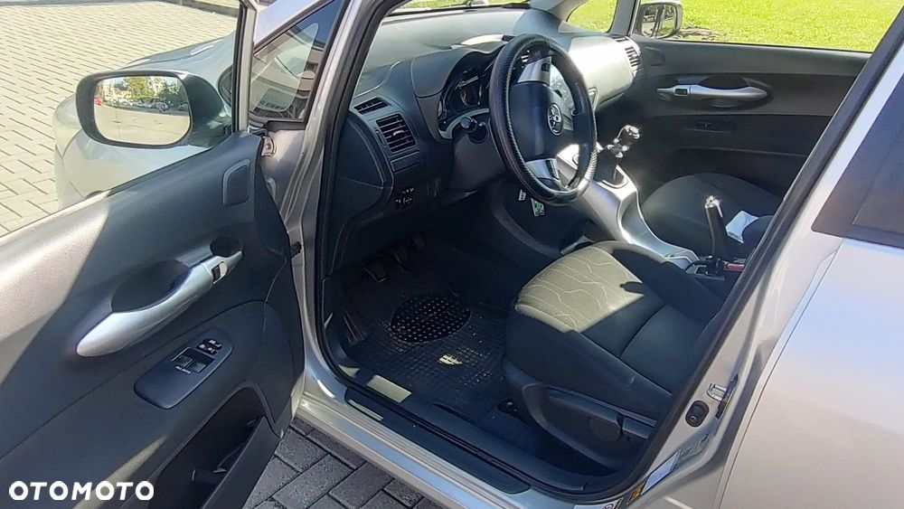Toyota Auris 1.33 VVT-i Active - 8