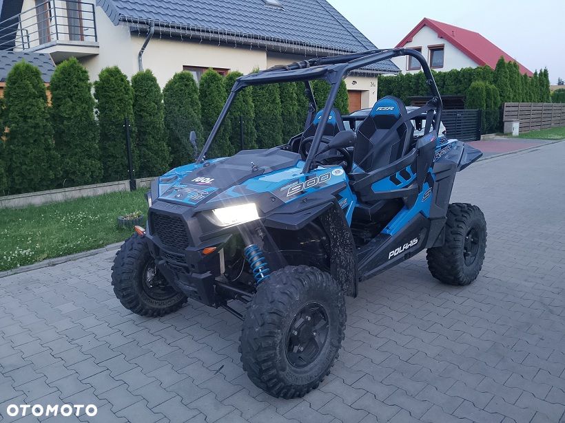 Polaris RZR - 9