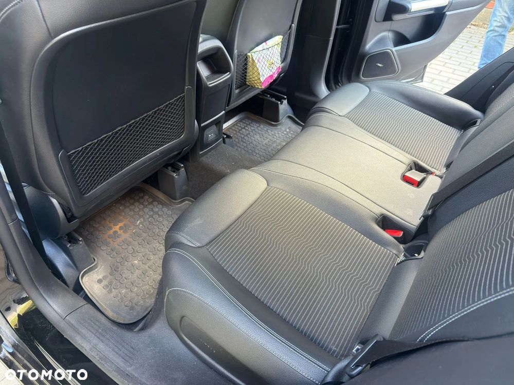 Mercedes-Benz Klasa B 220 4-Matic 7G-DCT - 7