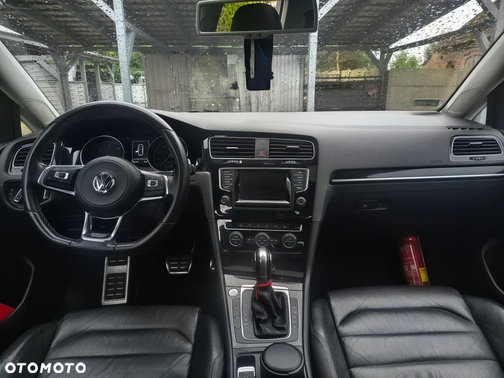 Volkswagen Golf - 15