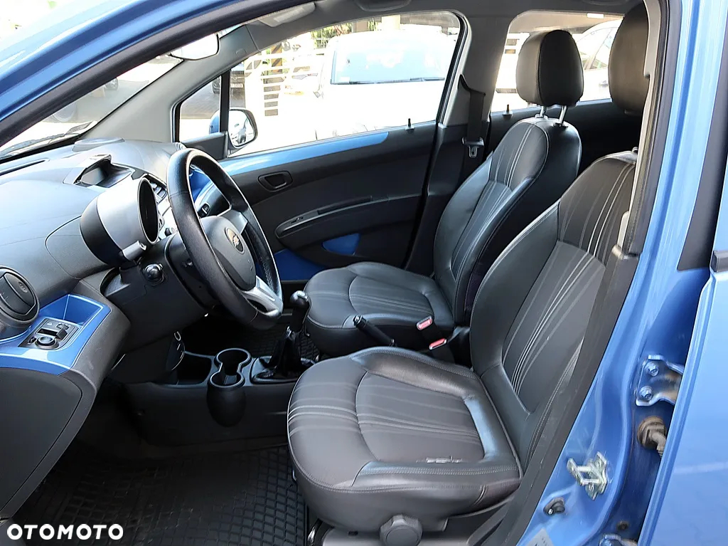 Chevrolet Spark 1.2 LTZ - 9