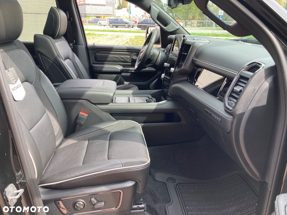 RAM 1500 - 16