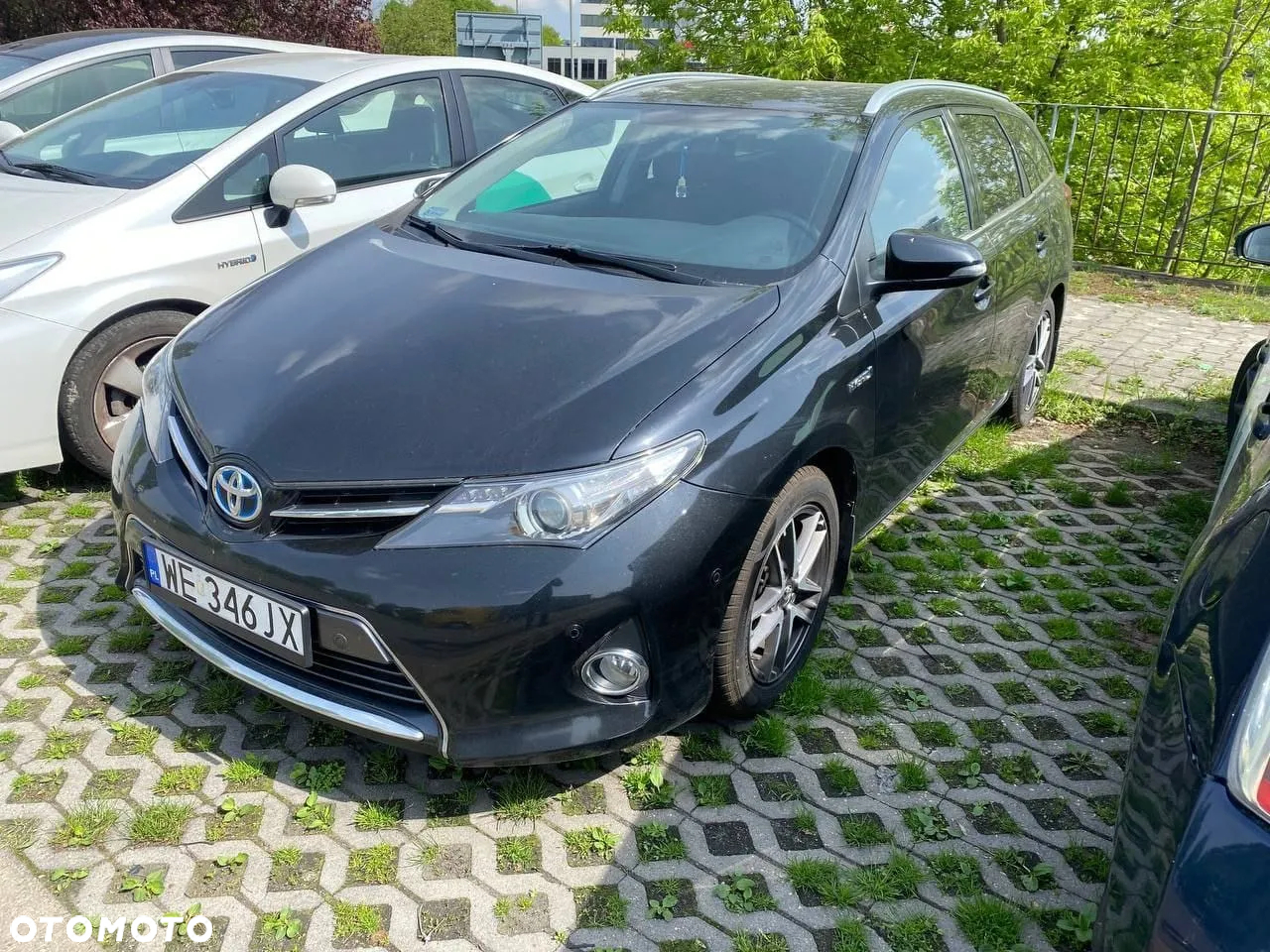 Toyota Auris Hybrid 135 Premium - 2