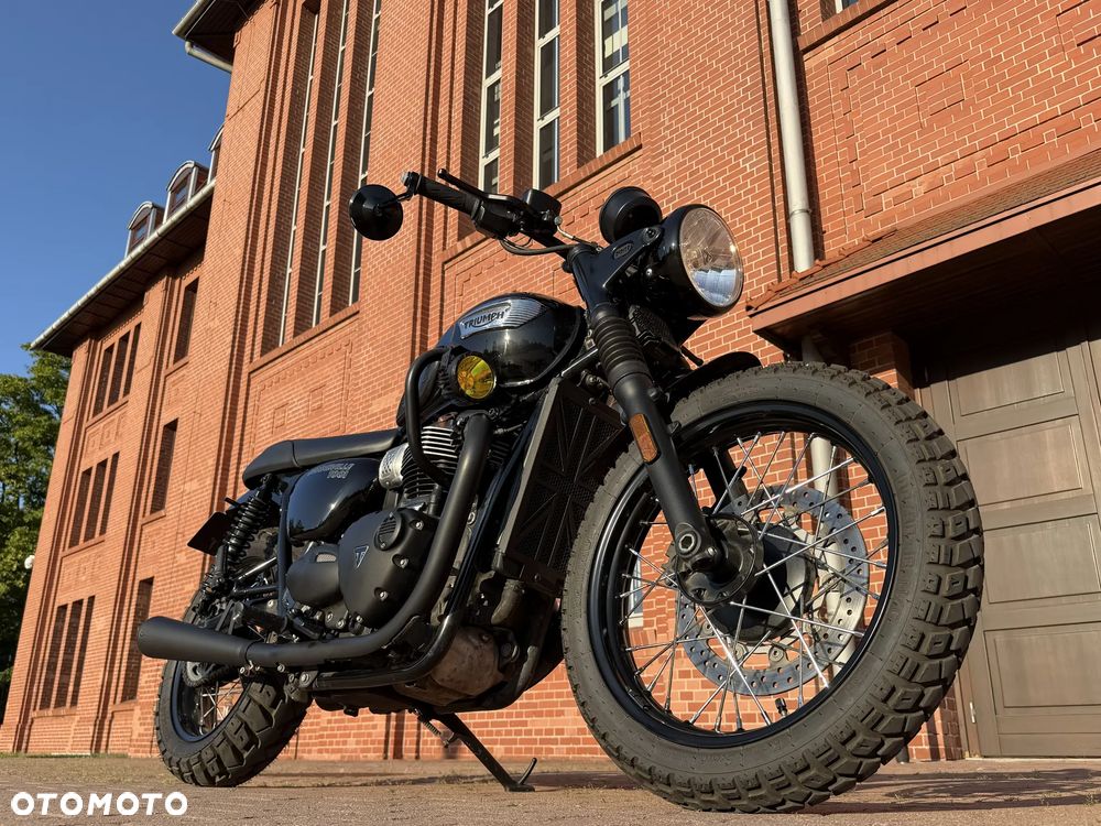 Triumph Bonneville - 17