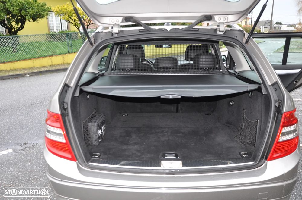 Mercedes-Benz C 220 Station CDI DPF Auto Avantgarde - 47