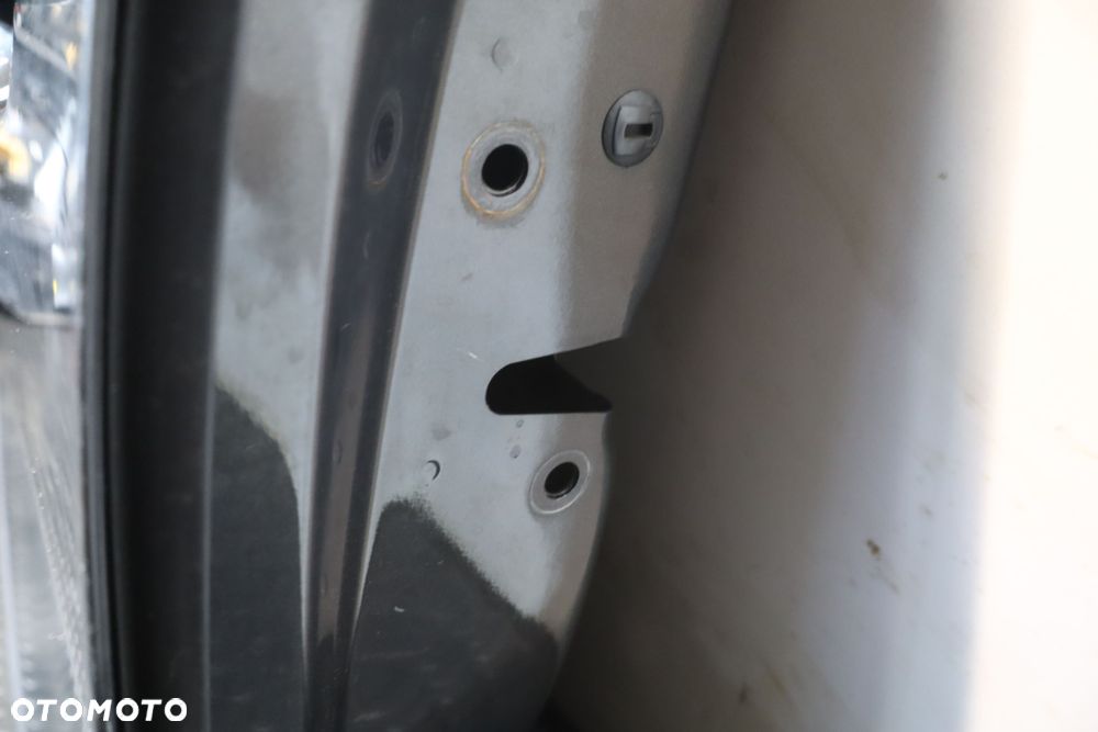 DRZWI LEWY PRZÓD VOLKSWAGEN SCIROCCO III LR8X - 6