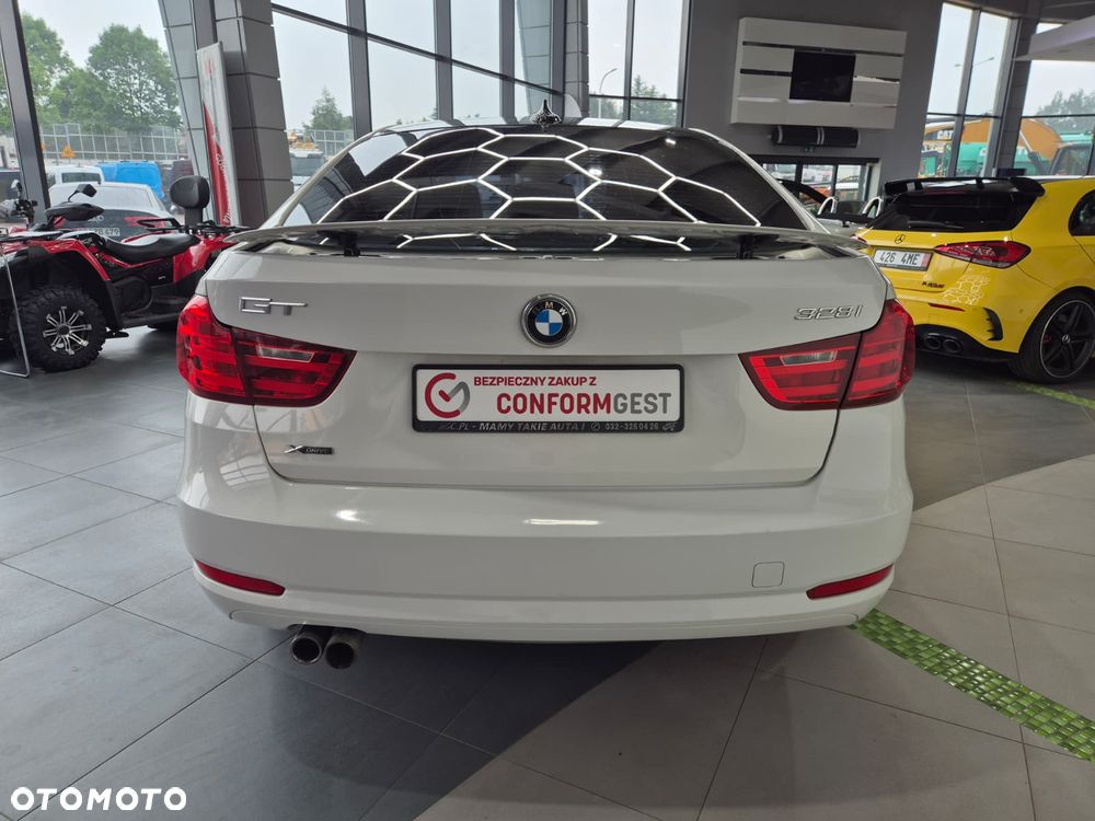 BMW 3GT 328i xDrive Sport-Aut - 8