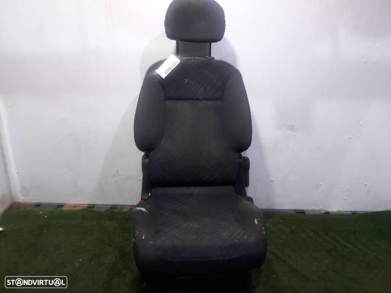 BANCO FRENTE DIREITO PEUGEOT PARTNER - 1