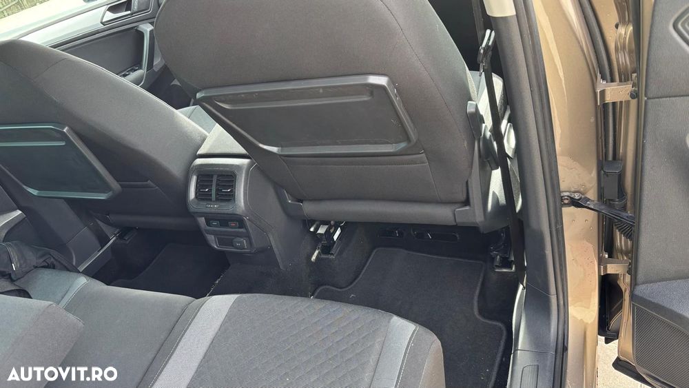 Volkswagen Tiguan 2.0 TDI DPF DSG 4Mot Comfortline - 13
