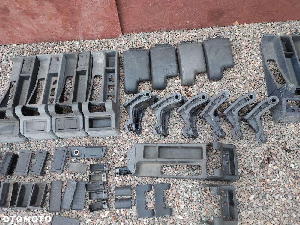 BMW E36 COUPE / CABRIO / SEDAN / COMPACT / TOURING ORYGINALNE ELEMENTY PODŁOKIETNIKÓW SZARE / CZARNE / NIEBIESKIE POPIELNICZKA / TUNEL / SCHOWEK / STELAŻ O NR. 51 16 8 151 018 / 51 16 8 167 829 / 51 16 8 167 852 / 51 16 8 167 838 OEM W DORYM STANIE - 5