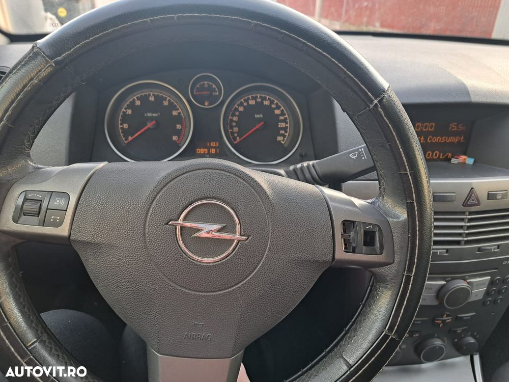 Opel Astra 1.6i Sport - 5