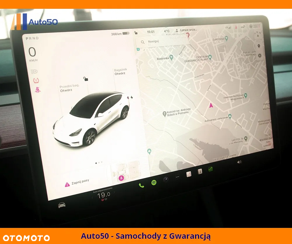 Tesla Y Long Range AWD - 32