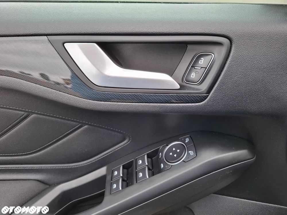 Ford Focus SW 2.0 EcoBlue ST-Line - 12