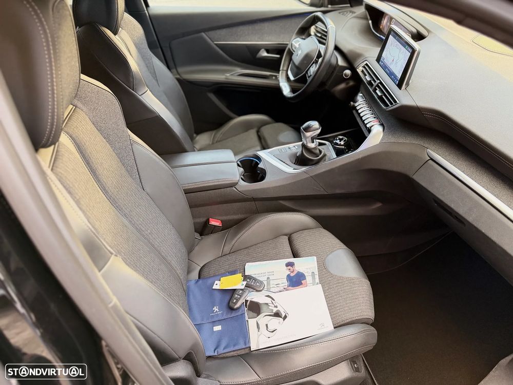 Peugeot 3008 1.2 PureTech GT - 12