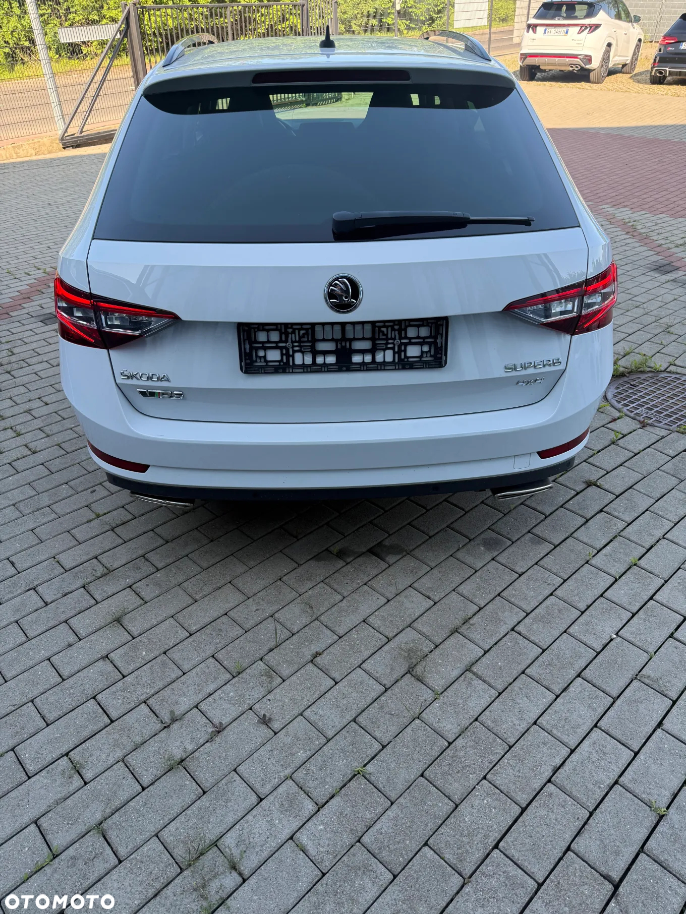 Skoda Superb 2.0 TSI 4x4 DSG Sportline - 2