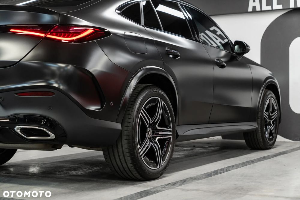 Mercedes-Benz GLC 300 mHEV 4-Matic AMG Line - 18