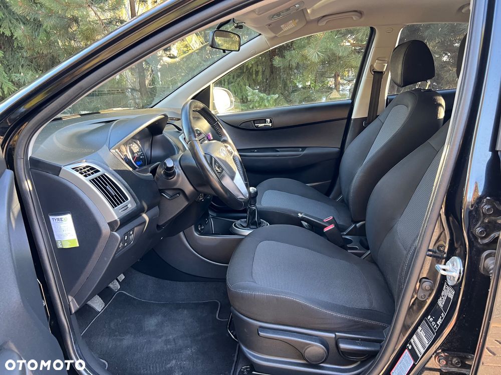 Hyundai i20 1.25 Classic + - 8
