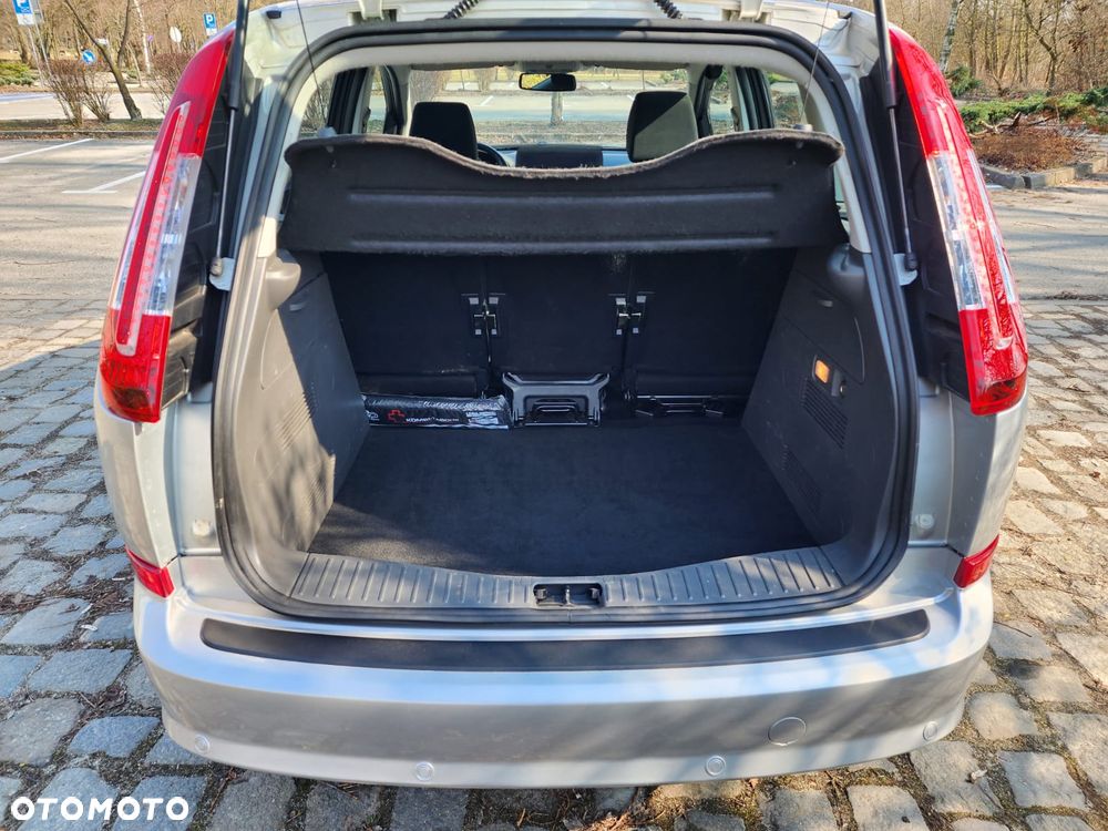 Ford C-MAX 2.0 Ghia - 28