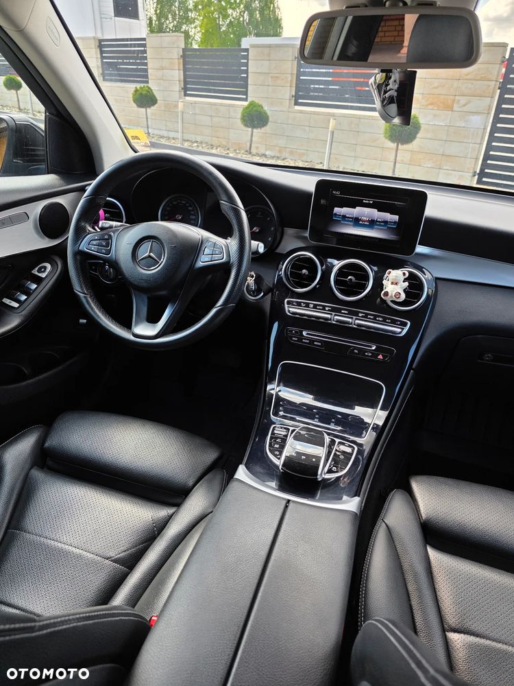 Mercedes-Benz GLC - 8