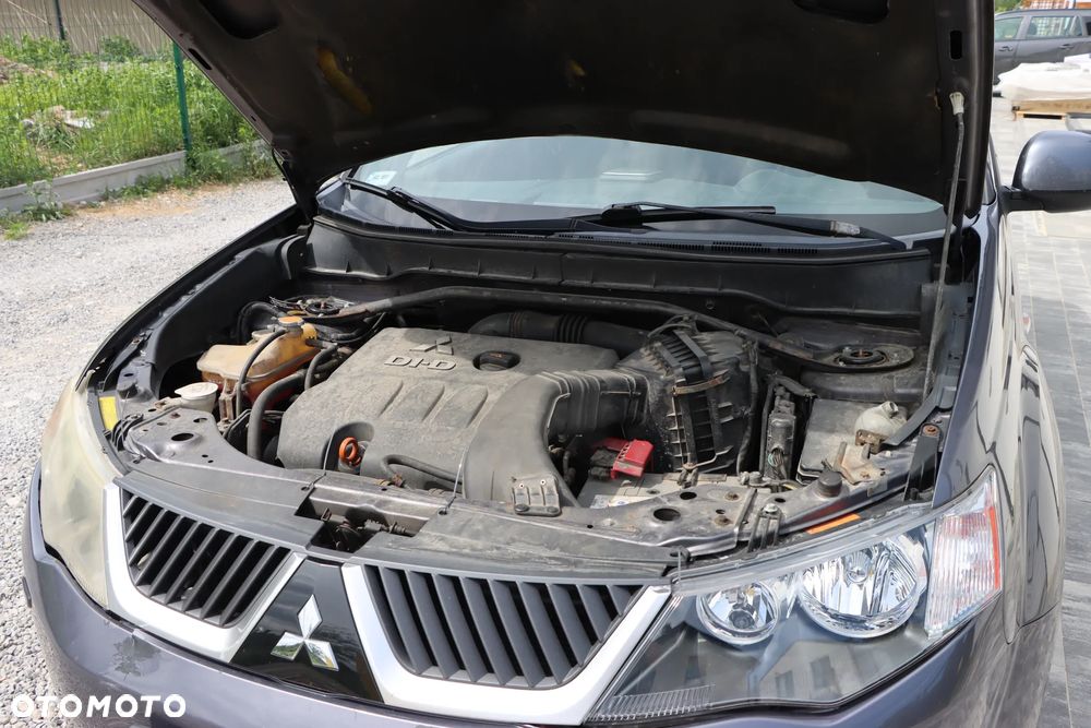 Mitsubishi Outlander 2.0 DID Instyle - 27