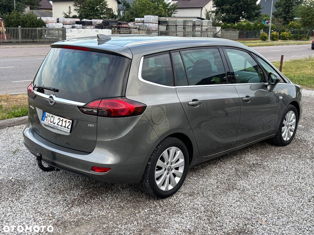 Opel Zafira - 26