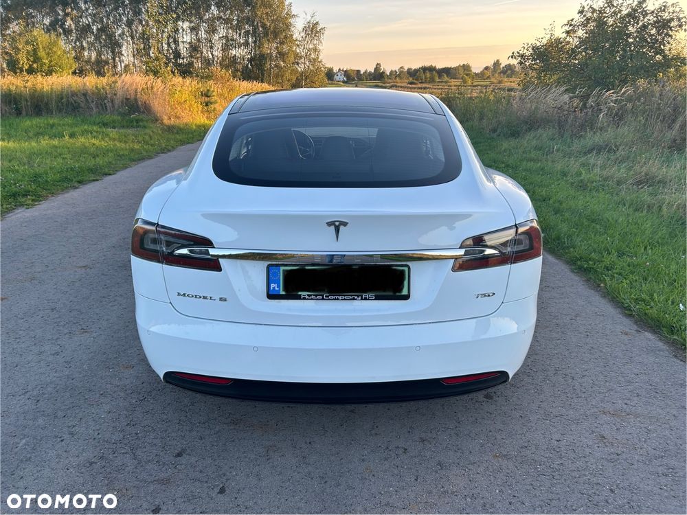 Tesla Model S Long Range Plus - 4